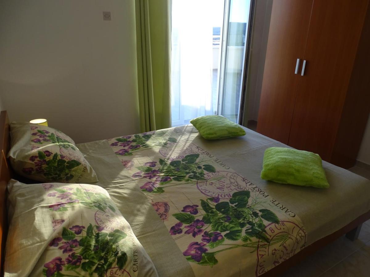 Apartments Sime Dinjiska Екстер'єр фото