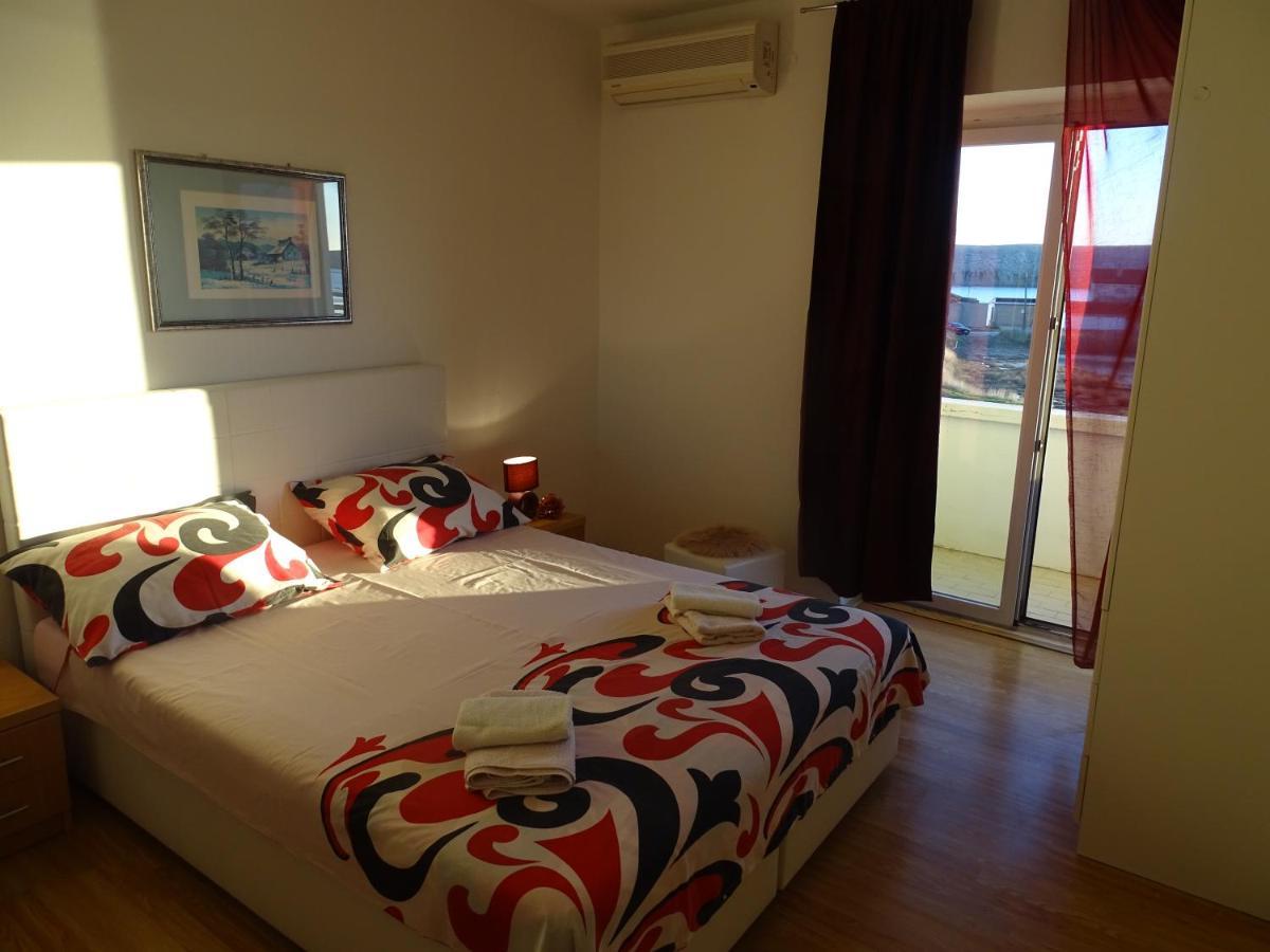 Apartments Sime Dinjiska Екстер'єр фото