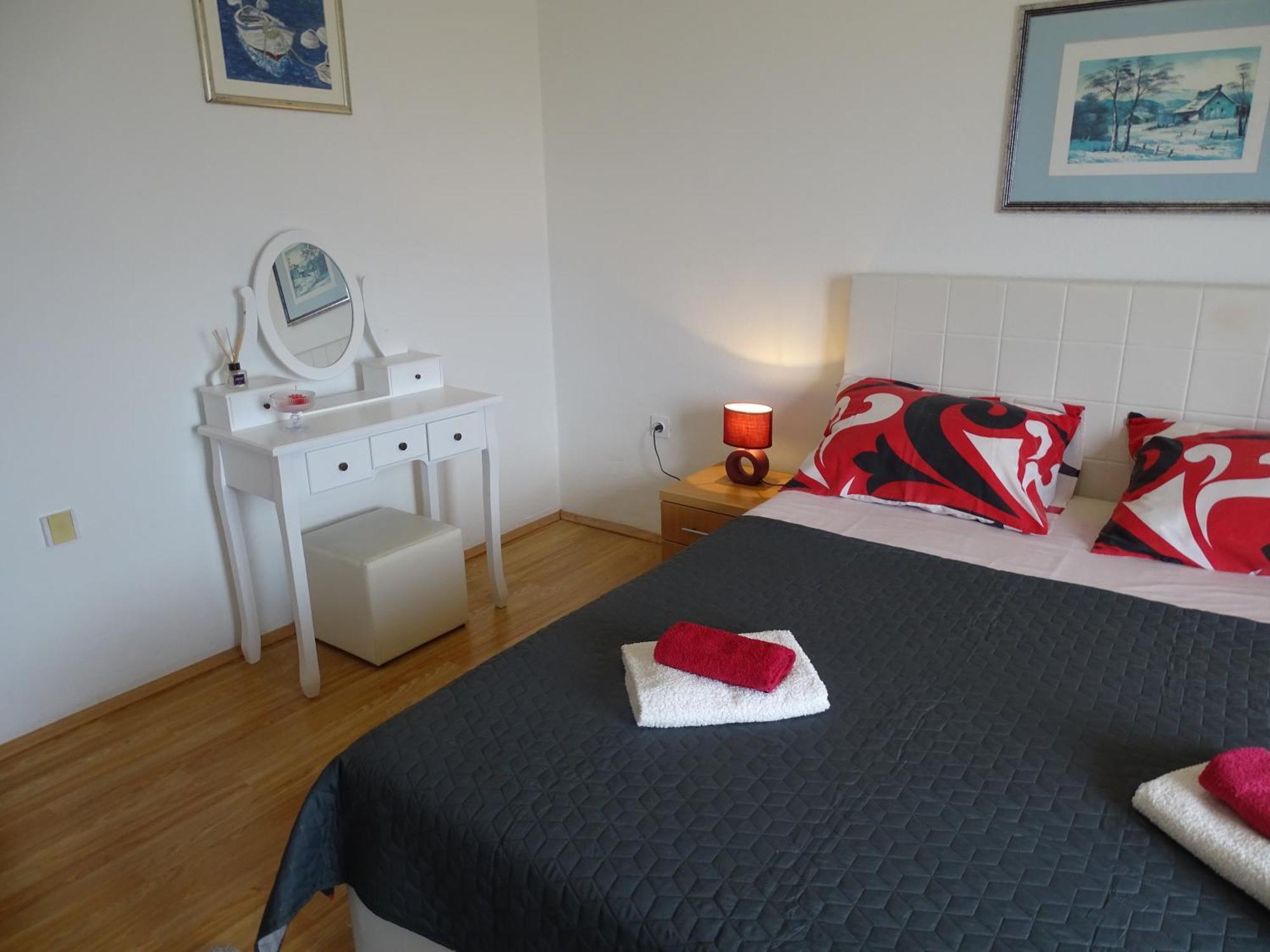 Apartments Sime Dinjiska Екстер'єр фото