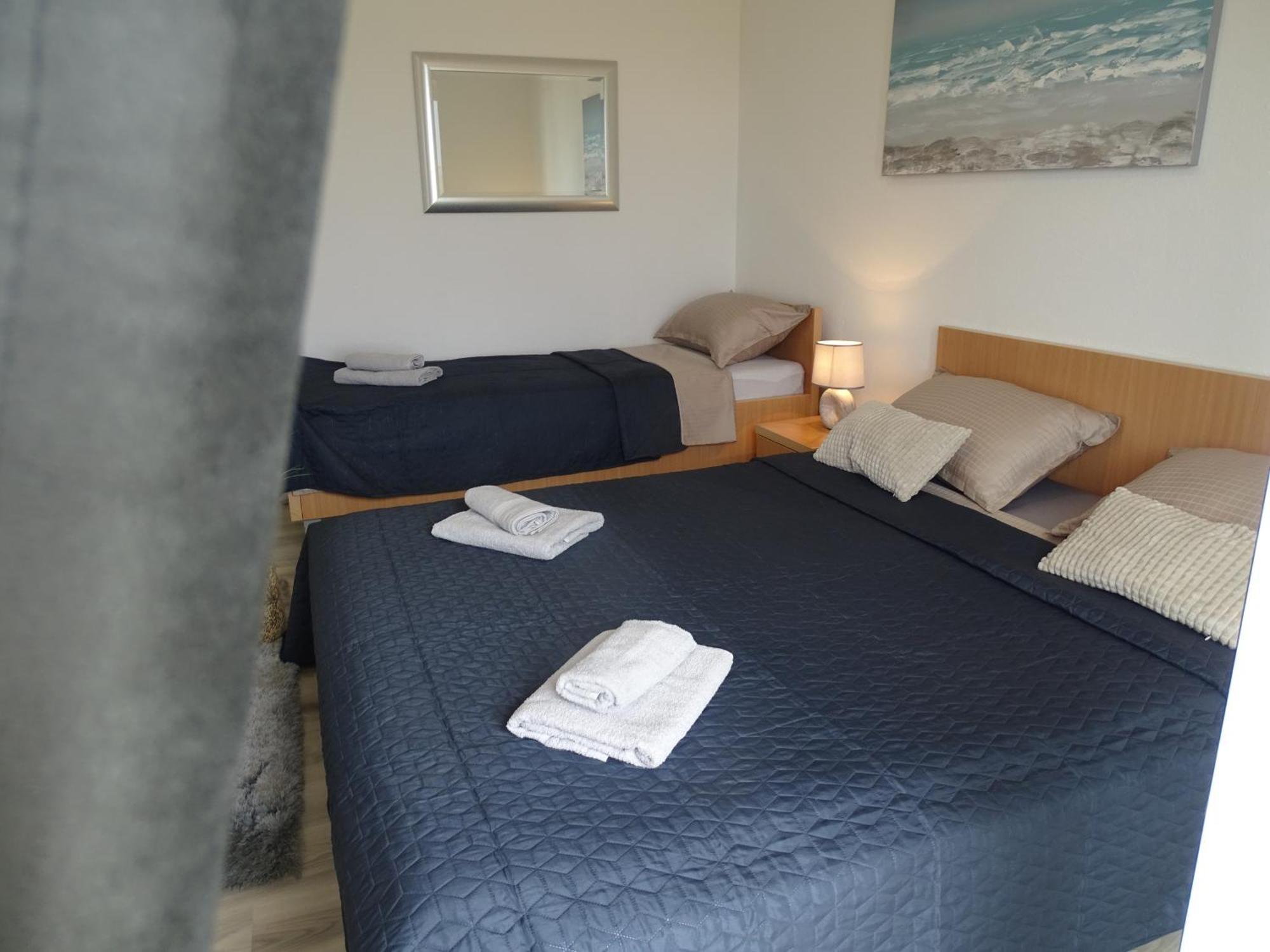Apartments Sime Dinjiska Екстер'єр фото