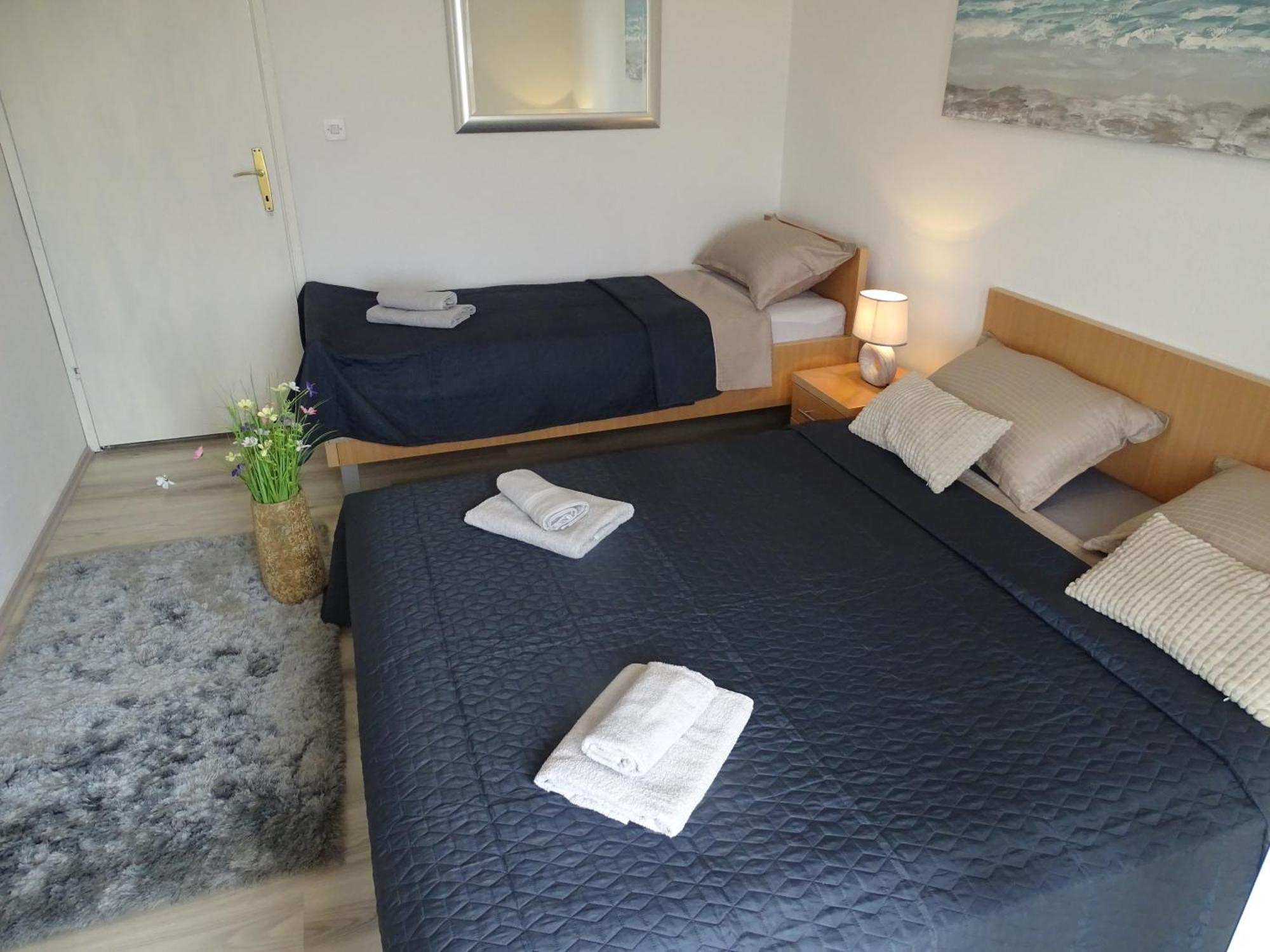 Apartments Sime Dinjiska Екстер'єр фото