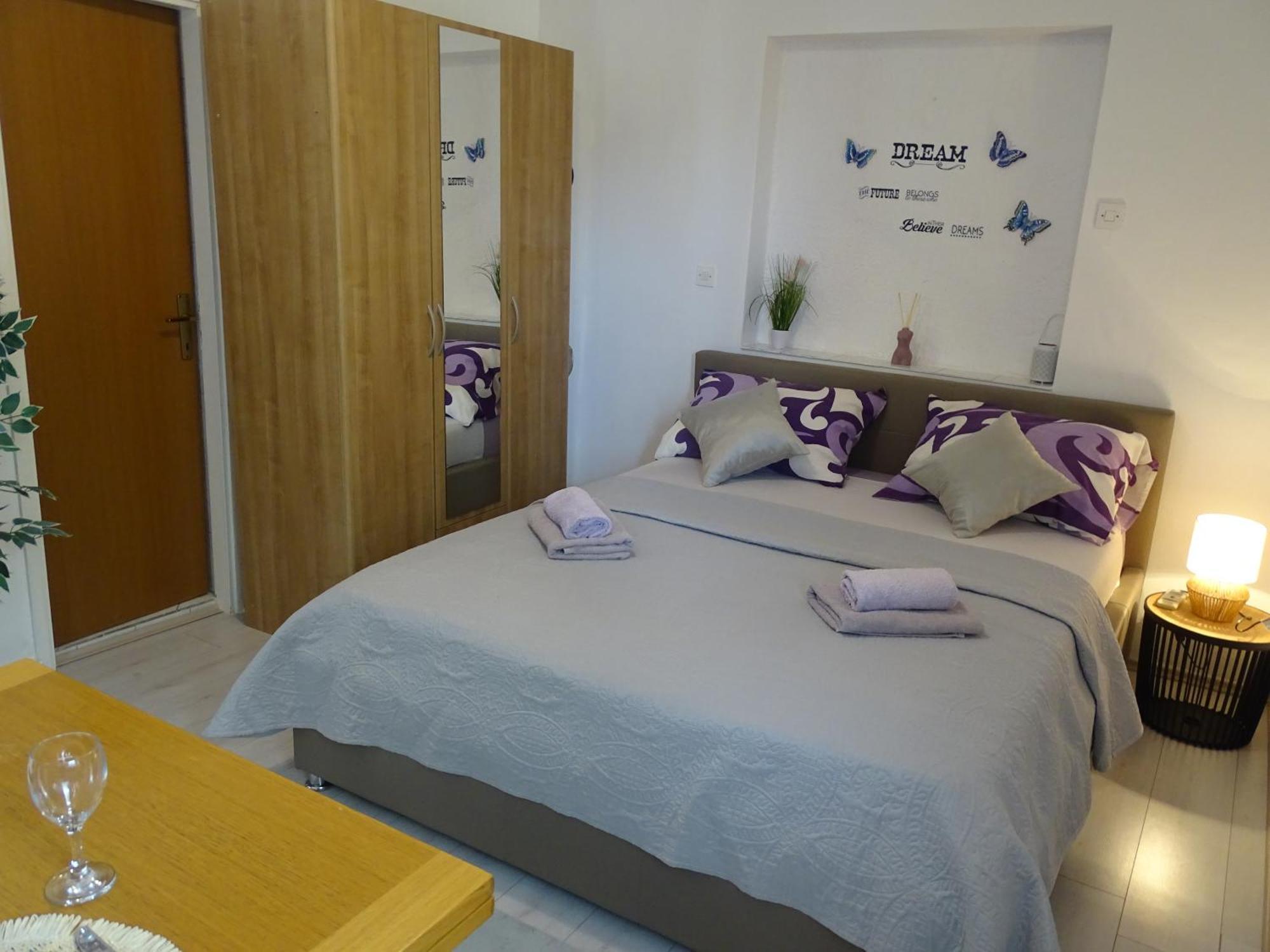 Apartments Sime Dinjiska Екстер'єр фото