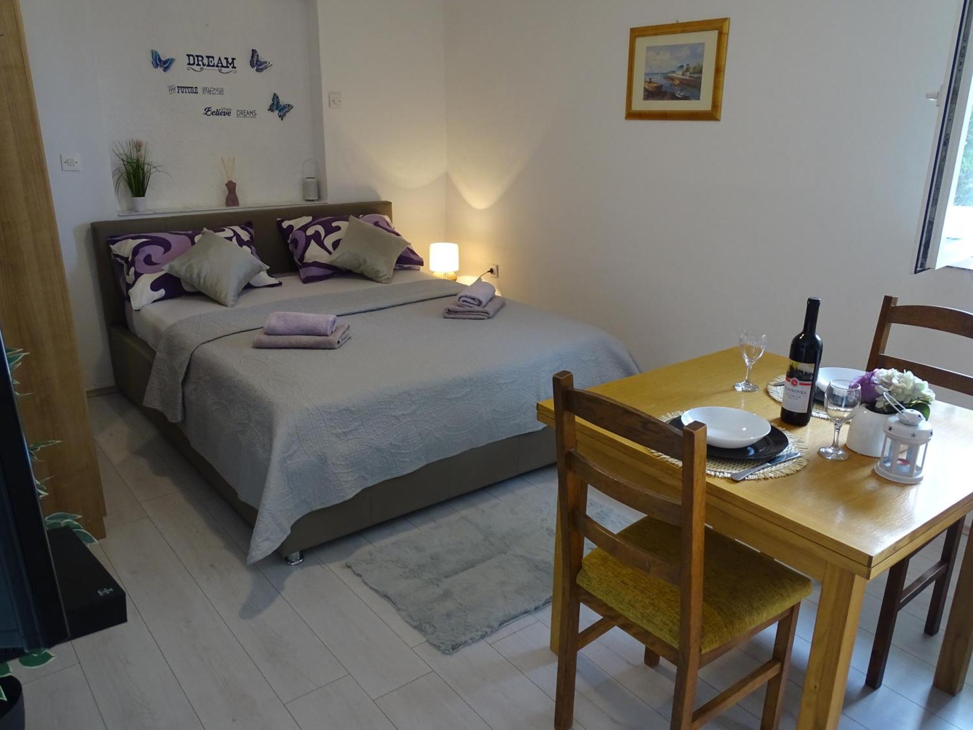 Apartments Sime Dinjiska Екстер'єр фото